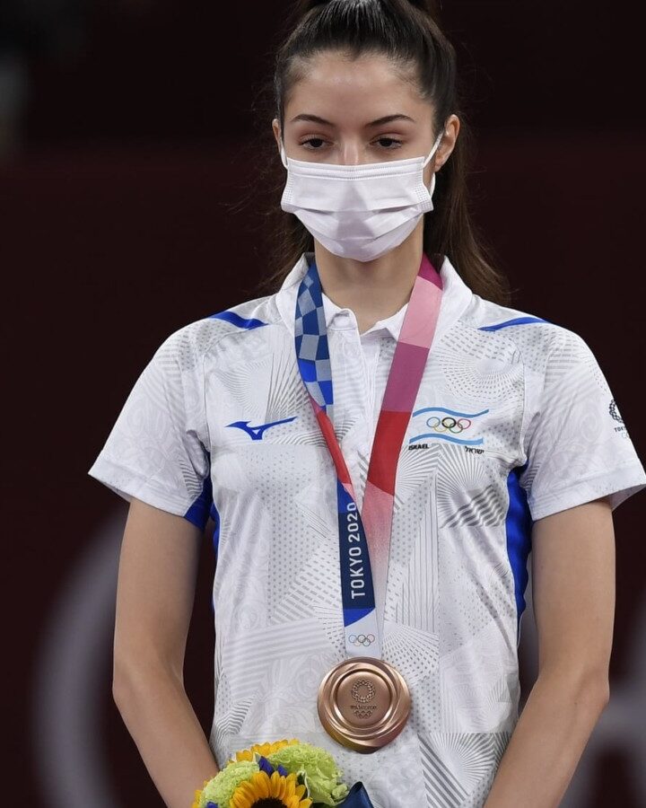 Avishag Semberg with her bronze medal at the Tokyo Olympics. Photo courtesy of Israel Olympic Committee