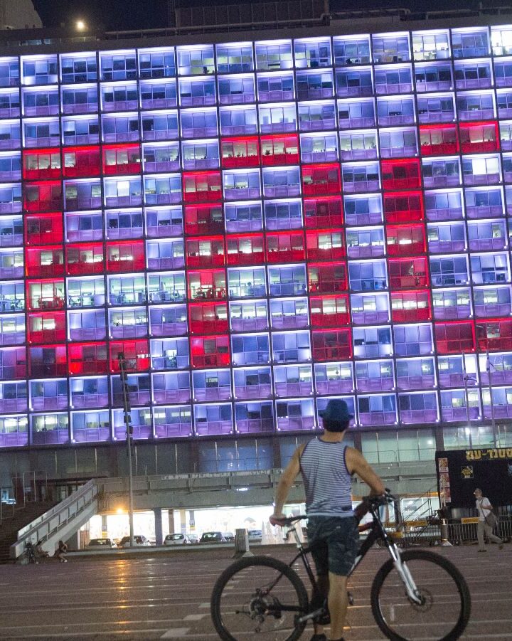 Tel Aviv City Hall lights up with the word ‘Peace” following the signing of the Abraham Accords, September 15, 2020. Photo by Miriam Alster/Flash90
