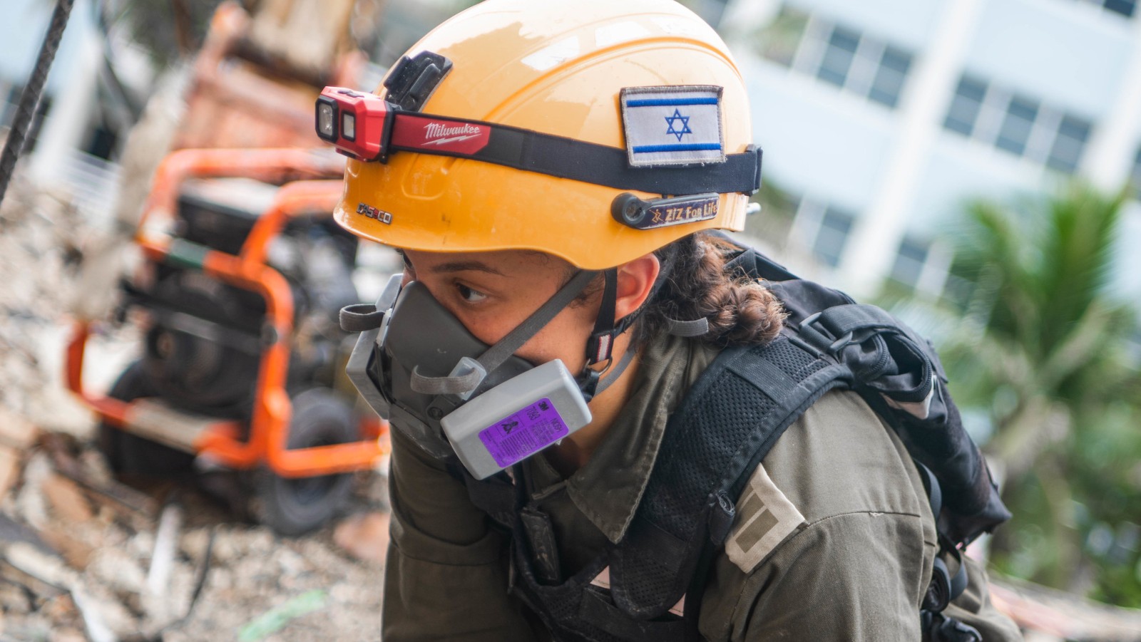 An IDF Home Front Command mission member searching for survivors in Surfside, Florida, June 2021. Photo courtesy of the Israeli Defense Forces Spokesperson's Unit