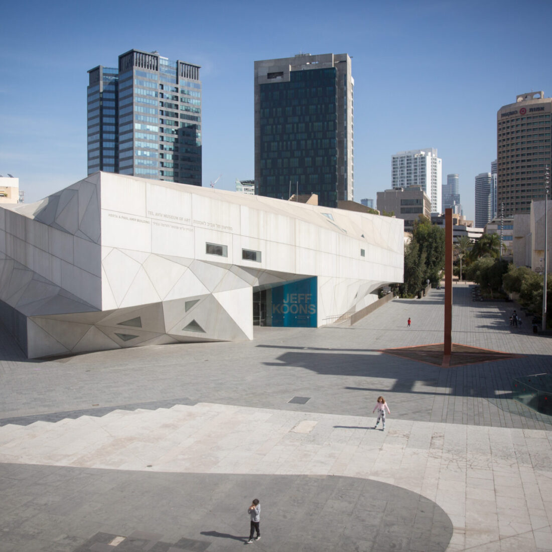 View of the Tel Aviv Museum of Art, which is closed due to a nationwide lockdown on January 25, 2021. Photo by Miriam Alster/Flash90