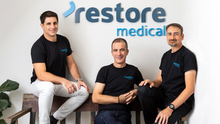 Restore Medical executives, from left: VP R&D Tsur Genosar, CEO Gilad Marom, cofounder and VP Clinical Affairs Stephen Bellomo. Photo by Eyal Toueg