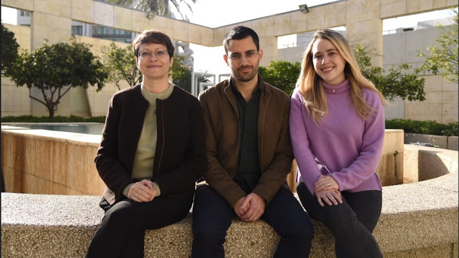 From left, Prof. Inna Slutsky and PhD students Daniel Zarhin and Refaela Atsmon. Photo by Dr. Tal Laviv.