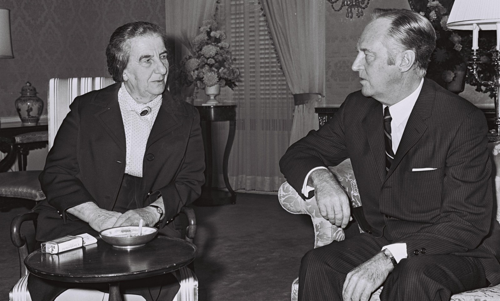 US Secretary of State William Rogers calling on Prime Minister Golda Meir at the Waldorf Astoria hotel in New York, September 29, 1969. Photo by Moshe Milner/GPO