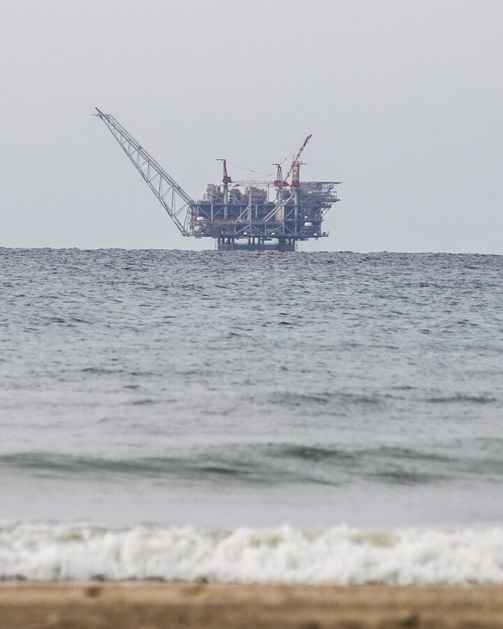 The Israeli Leviathan gas rig as seen from Dor Habonim Beach Nature Reserve. Photo by Gershon Elinson/Flash90