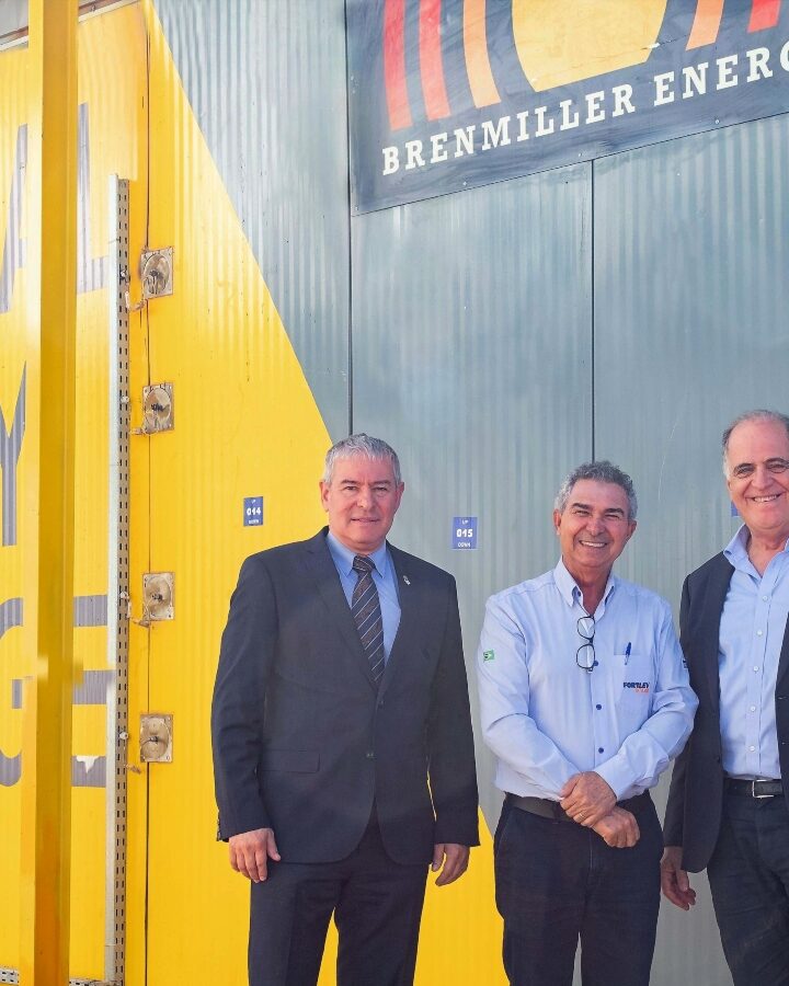 From left, Daniel Zonshine, Ambassador of Israel in Brazil; Fortlev Solar CEO Antonio Torres; and Avi Brenmiller, Chairman and Chief Executive Officer of Brenmiller Energy. Photo courtesy of Fortlev
