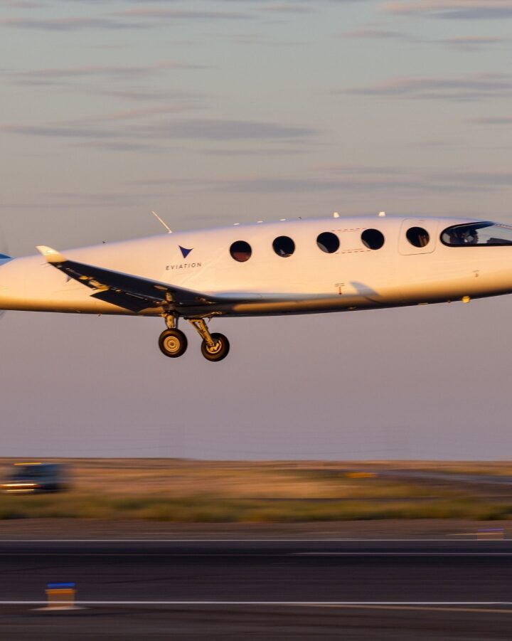 Eviation’s all-electric Alice makes its first flight, September 21, 2022. Photo courtesy of Eviation Aircraft