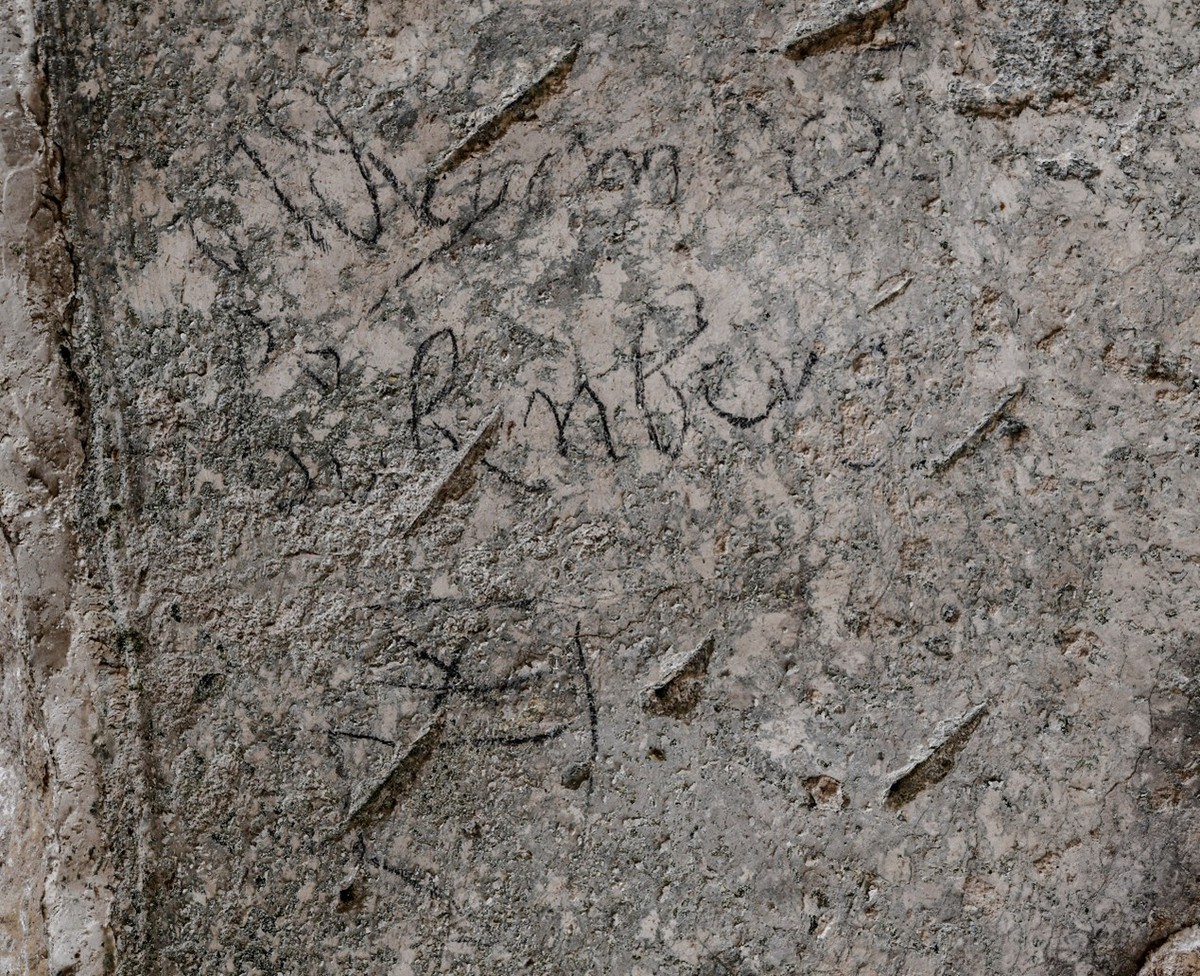 The inscription and family emblem of Adrian von Bubenberg in the Holy Complex on Mount Zion. Photograph: Shai Halevi, Israel Antiquities Authority