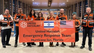 United Hatzalah sends a psychological and medical first aid team to Florida following Hurricane Ian, October 1, 2022. Photo courtesy of United Hatzalah