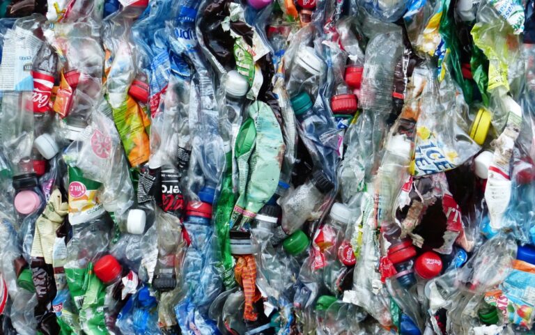 Novel system reverse-engineers plastic waste for upcycling