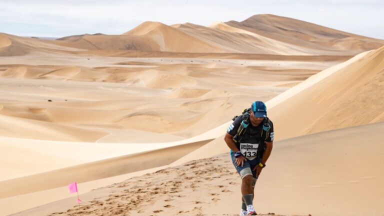 Después de la Antártida, ultramaratonista israelí entrena para Chile