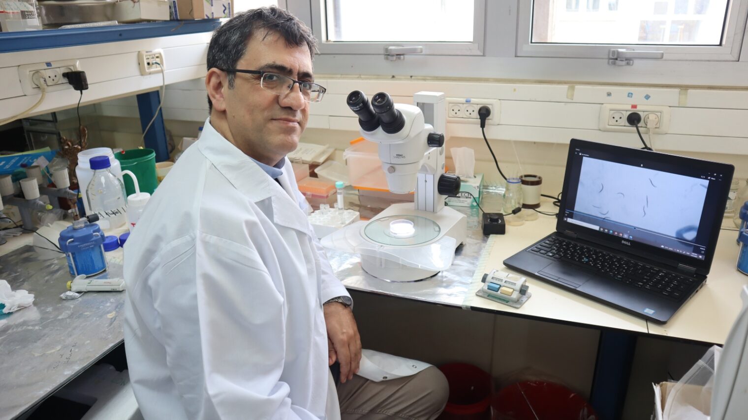 Prof. Shai Rahimipour in his lab. Photo courtesy Bar-Ilan University