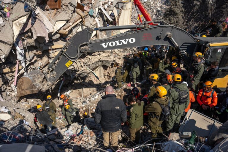 The IDF’s search and rescue team has so far rescued 19 people from the rubble. Photo by Erik Marmor/Flash90