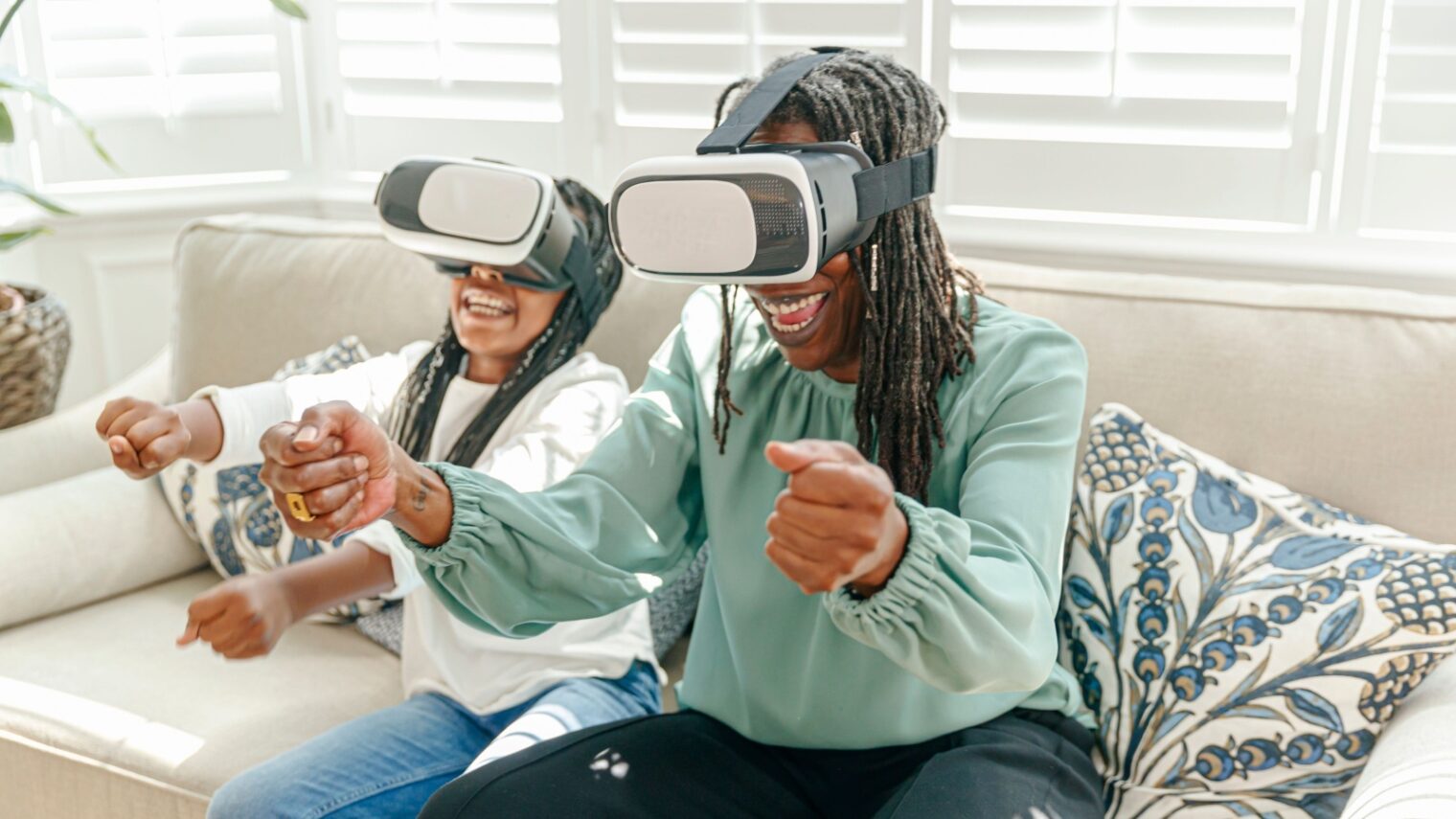 Too much VR and AR goggle use can lead to cybersickness. Photo courtesy of Eye-Minders