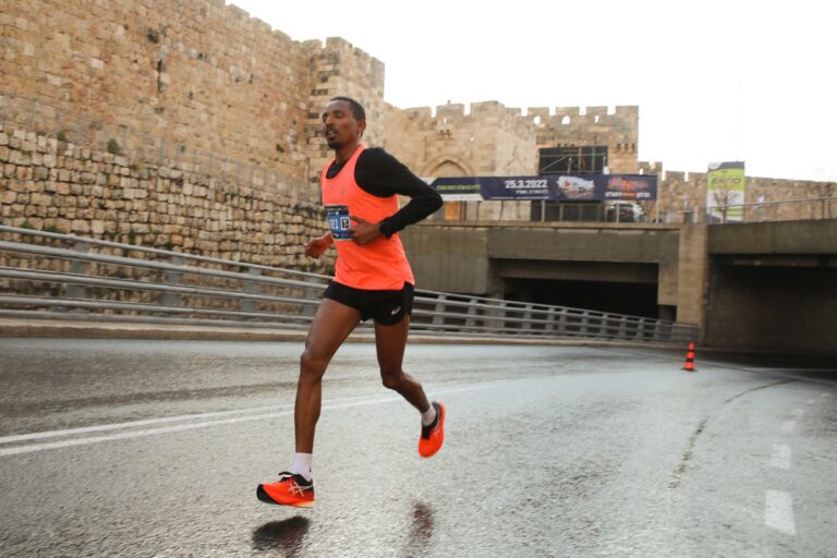 12 old and new pics of Jerusalem marathon route landmarks