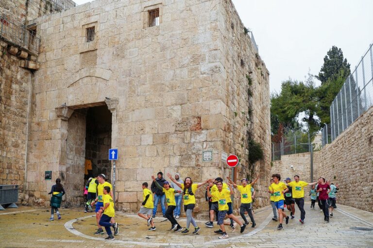 12 old and new pics of Jerusalem marathon route landmarks