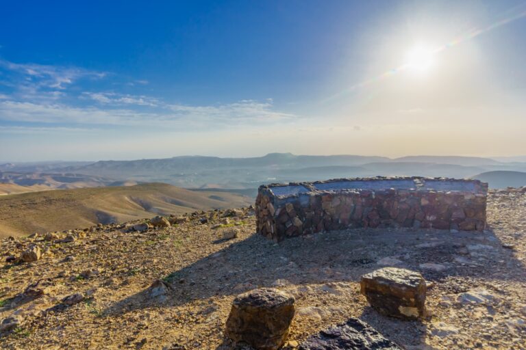 Morning view of the Omer observation point near Arad.
Photo by RnDmS via Shutterstock.com