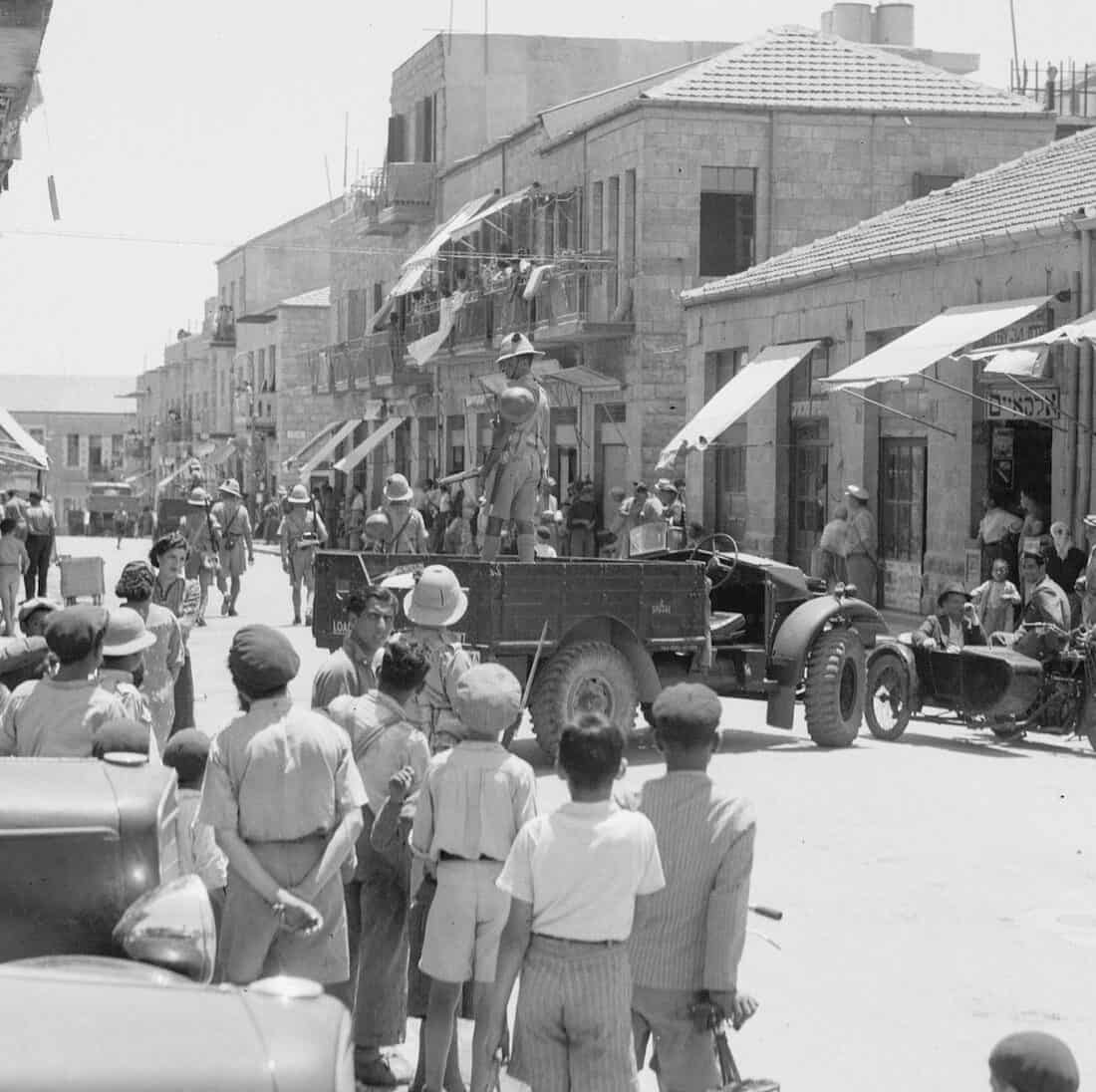 British army and police raid in the Machane Yehuda Market sometime between 1934 and 1939. Photo courtesy of the G. Eric and Edith Matson Photograph Collection, US Library of Congress