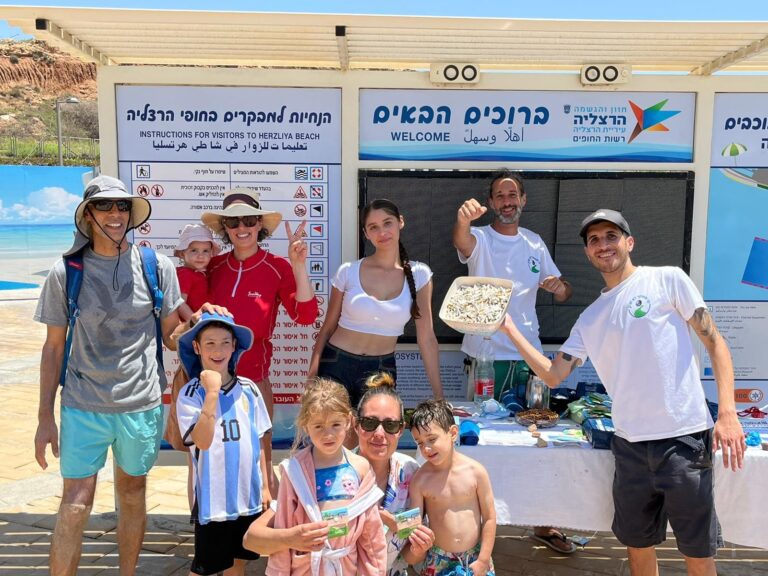 ISRAEL21c co-sponsors beach cleanup of 15,000 cigarette butts