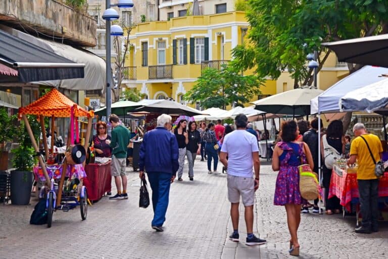 Top 4 things to do on Tel Avivâ€™s historic Nachalat Binyamin Street