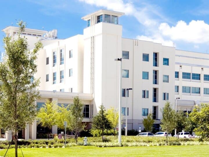 Main building of Hadassah University Medical Center-Ein Kerem campus. Photo courtesy of hadassah.org.il