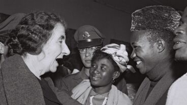 Foreign Minister Golda Meir at festivities marking the start of a course for participants from Africa and Asia, February 1961. Photo by Paul Goldman/GPO