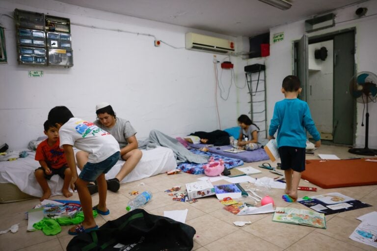 Israelis inside a public bomb shelter in Ashkelon, October 8, 2023.  Photo by Chaim Goldberg /Flash90