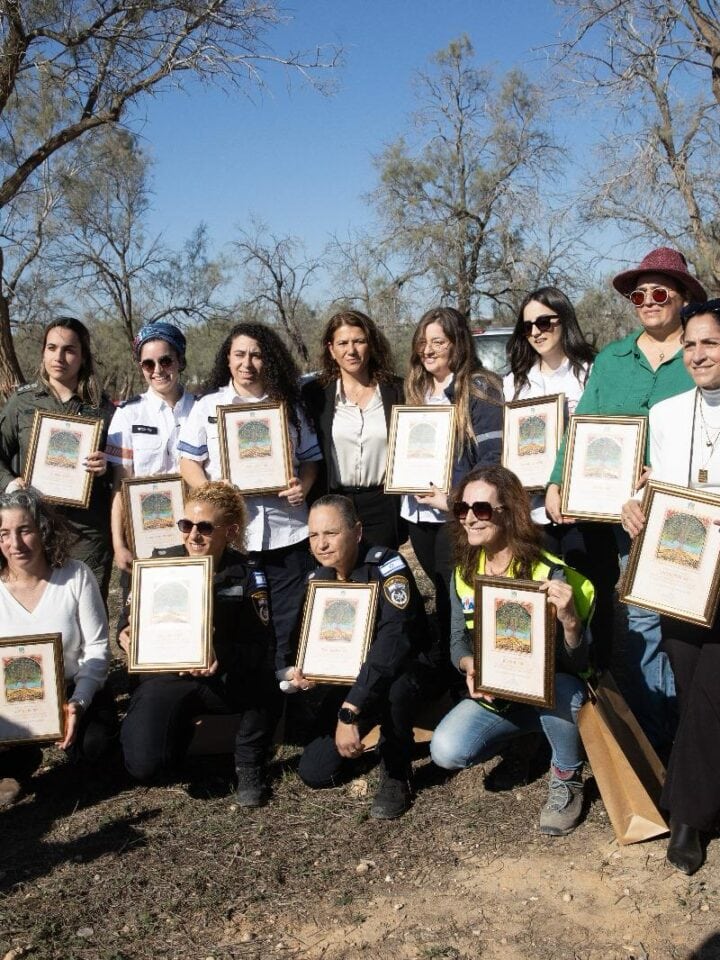 The women honored at the Path of Heroines inauguration ceremony. Photo by Alexander Kolomoisky/KKL-JNF