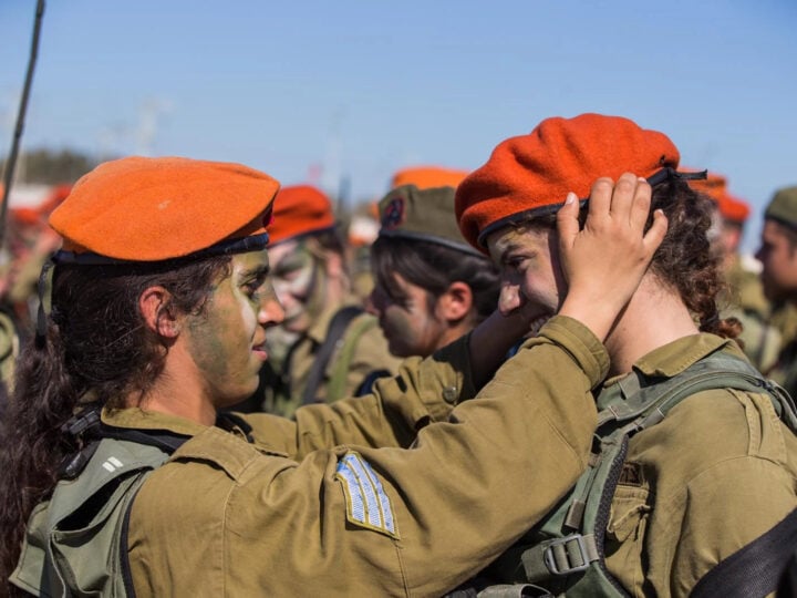 Female soldiers in the Home Front Command getting their berets. Photo courtesy of IDF