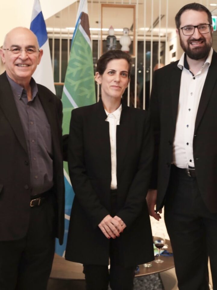 Winners of the Climate Solutions Prize, from left: Prof. Shani Barath and Prof. Yechezkel Kashin, Technion; Prof. Brian Rosen, Tel Aviv University; Prof. Menny Shalom, Ben-Gurion University. Photo by Vered Farkash
