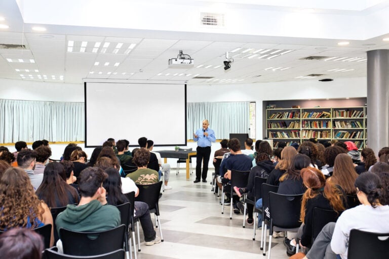 Mohammad Darawshe lectures to Jewish and Arab participants at Givat Haviva. Photo by Noam Chen