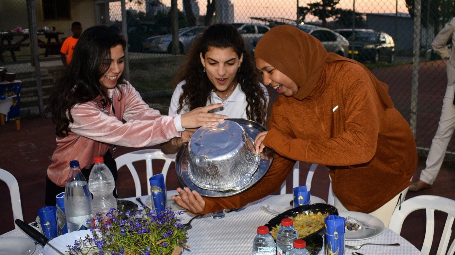 Jewish-Arab communal meal during Ramadan 2022. Photo courtesy of FKI