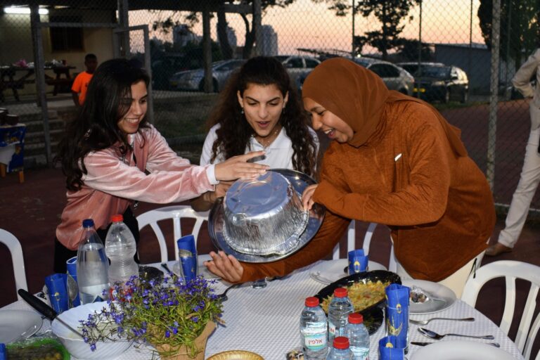 Jewish-Arab communal meal during Ramadan 2022. Photo courtesy of FKI