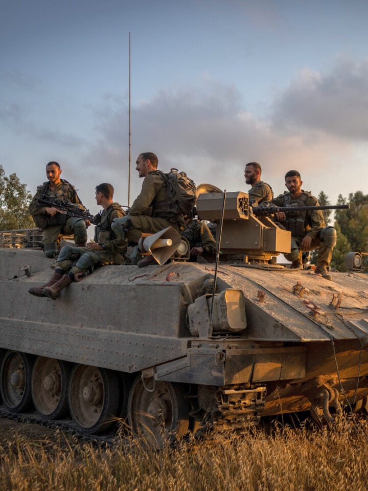 Israeli soldiers on the Israeli border with the Gaza Strip on April 7, 2024. Photo by Chaim Goldberg/Flash90