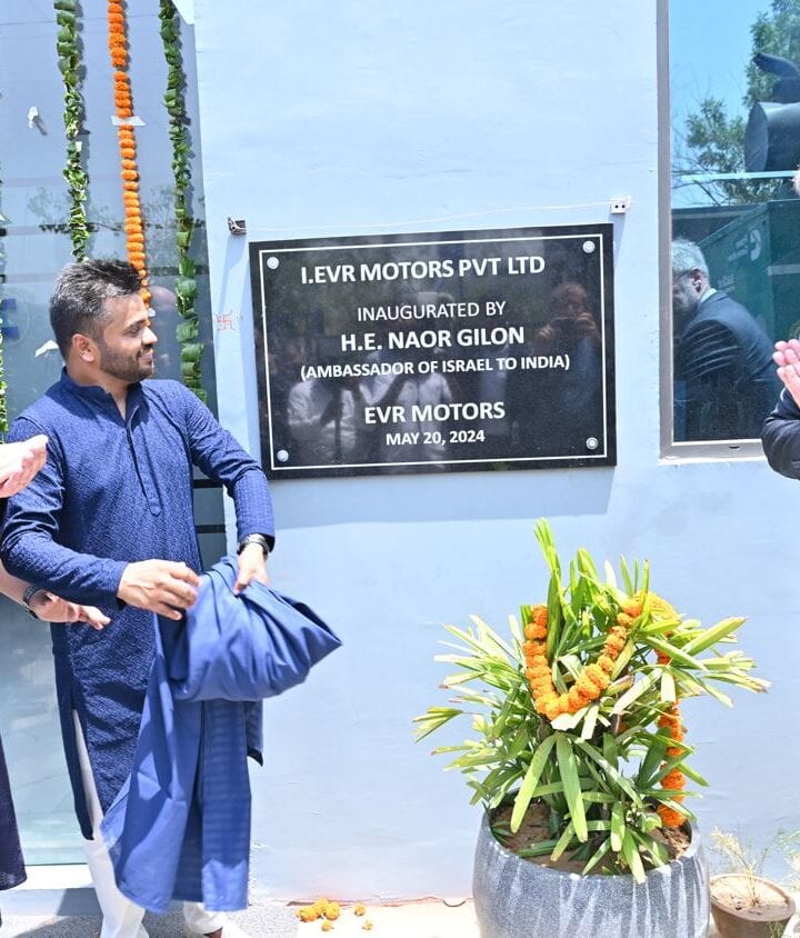 The inauguration of the EVR Motors plant in India by EVR Motors president and COO Eli Rozinsky (left), I.EVR Motors managing director Sajal Kishore and Ambassador of Israel to India Naor Gilor. Photo courtesy of EVR Motors