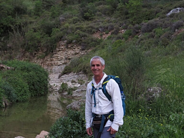 Prof. Uri Shanas hiking in the Upper Galilee. Photo by Danny Nakar