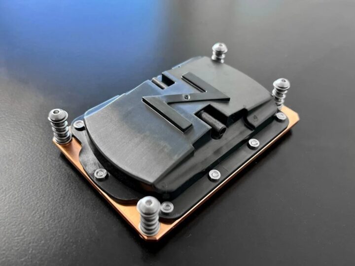 CAP Chip: ZutaCore’s HyperCool plate. Photo by Gal Baraf