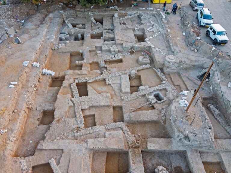 The Jewish public building discovered in Lod. Photo by Assaf Peretz/Israel Antiquities Authority
